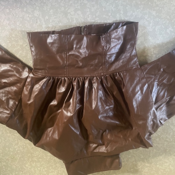 Cute Brown 2000s Leather Jacket - Picture 4 of 5
